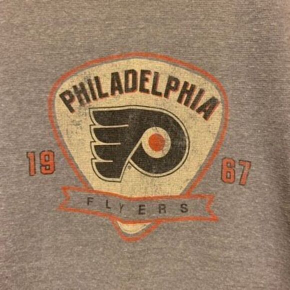 Philadelphia Flyers Size Medium Thermal Style Long Sleeved Shirt - Picture 2 of 4